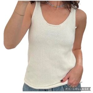 Old Navy Textured Knit Scoop-Neck White Tank Top Size M
